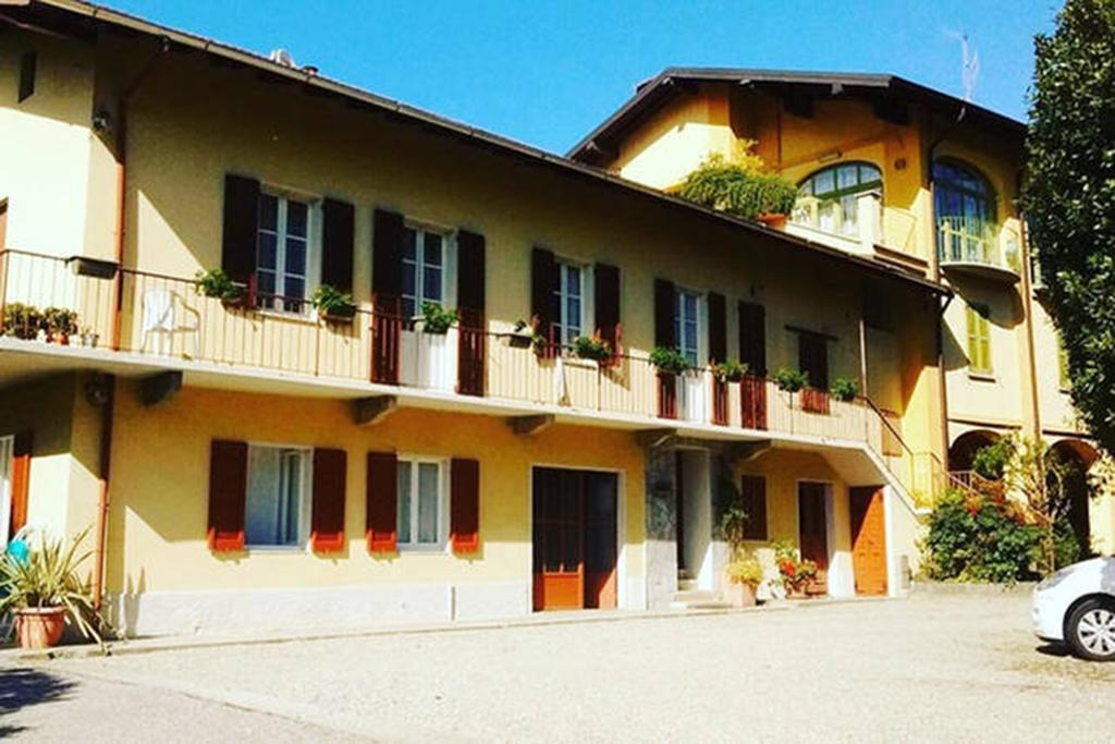 Apartment Piccolo Borgo Castelveccana Ngoại thất bức ảnh