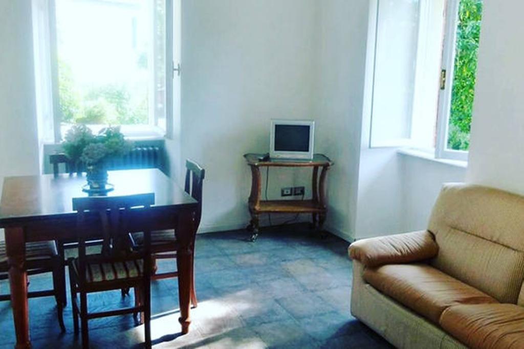 Apartment Piccolo Borgo Castelveccana Ngoại thất bức ảnh